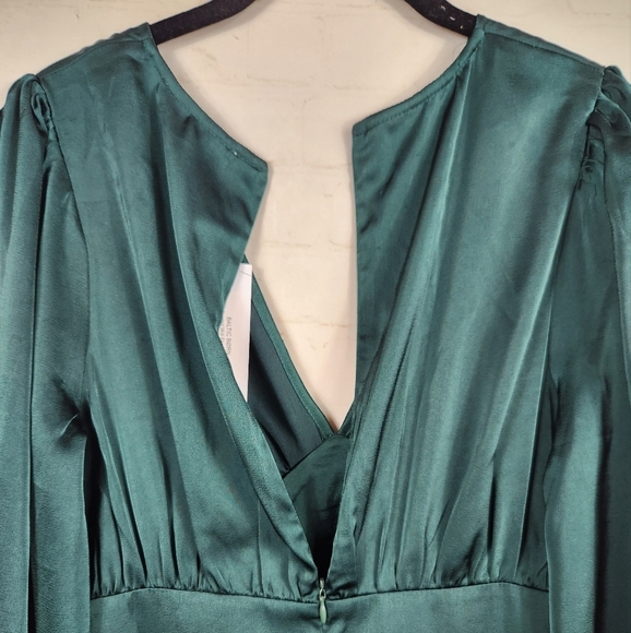 Baltic Born Satin Louie Pleated Wedding Guest Midi Dress Emerald Green Small - Picture 10 of 15